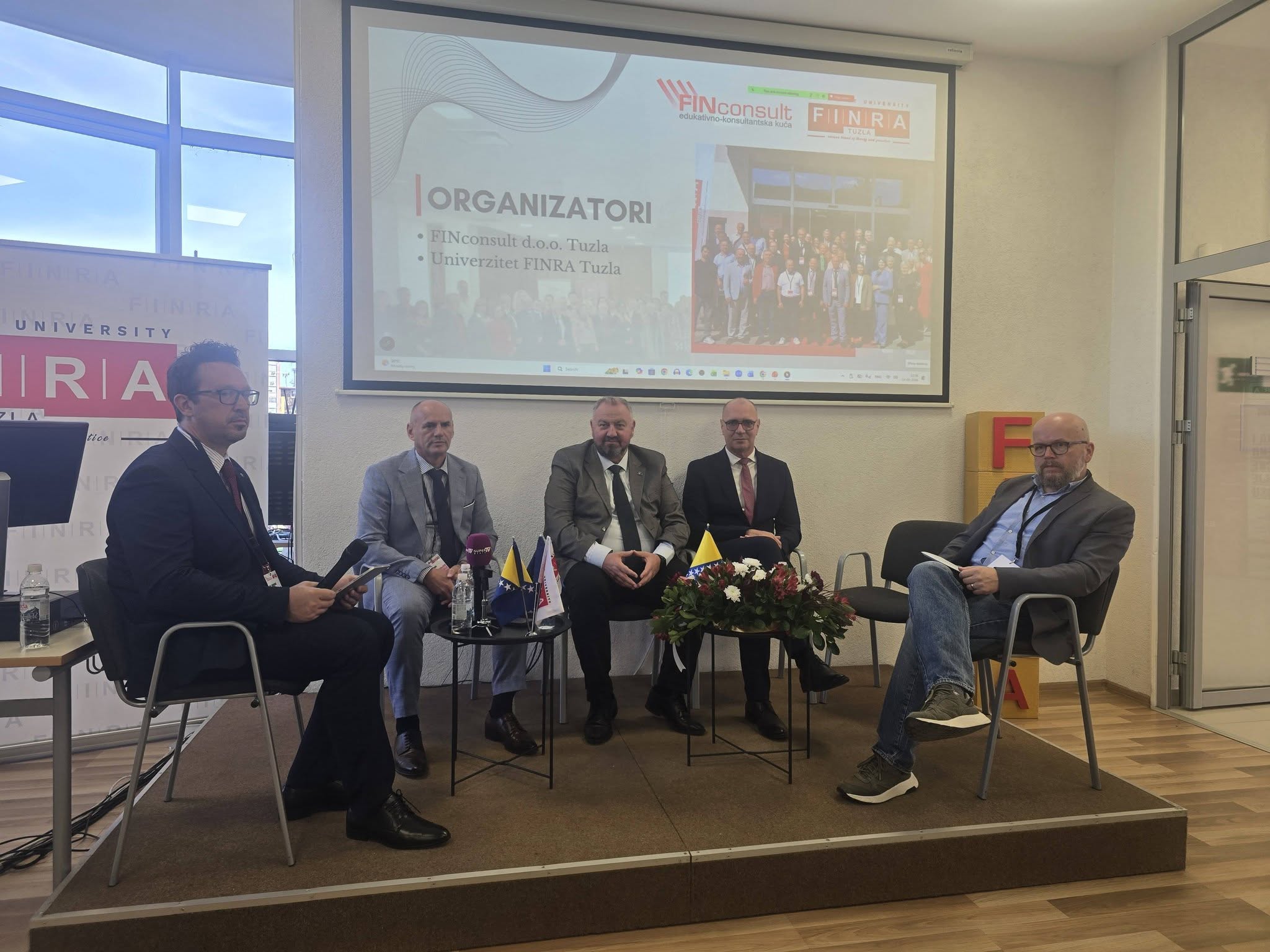 Ministar Šibonjić učestvovao na simpoziju o digitalizaciji i primjeni AI u biznisu